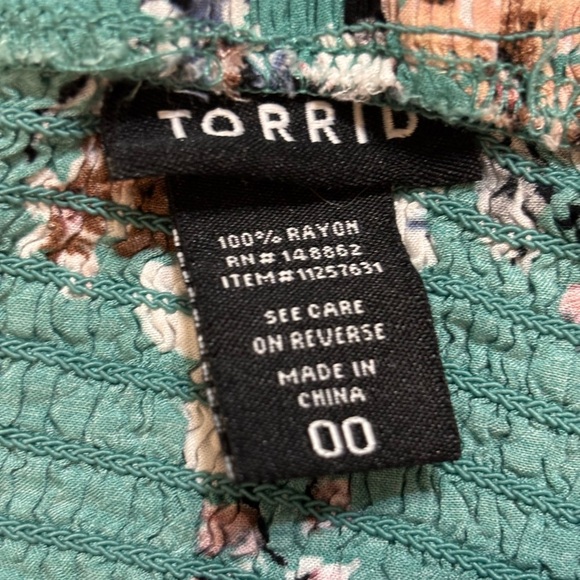 Torrid Floral Off-Shoulder Top Boho Babe Smocked Peasant Blue Green Teal XXS - Picture 3 of 6